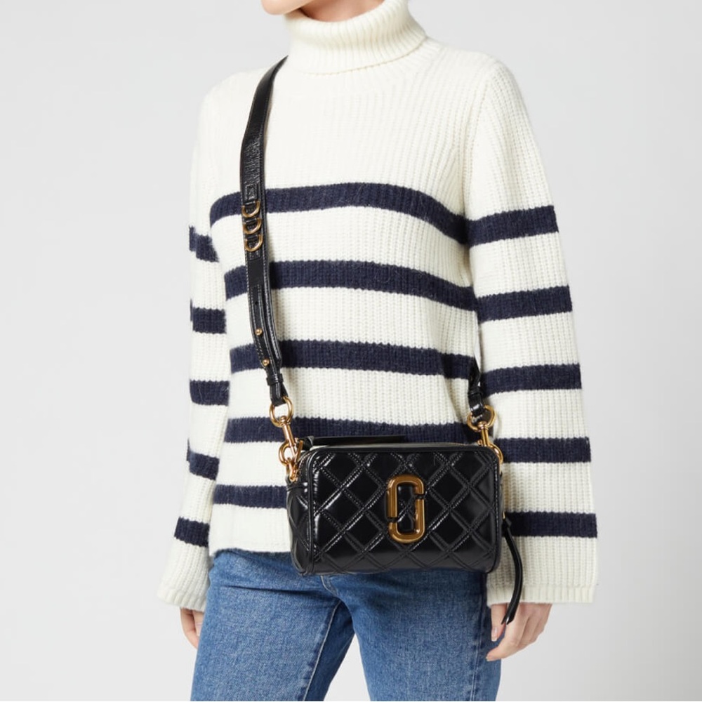 Marc Jacobs Softshot 21 Quilted Cross Body Bag - Black/Gold